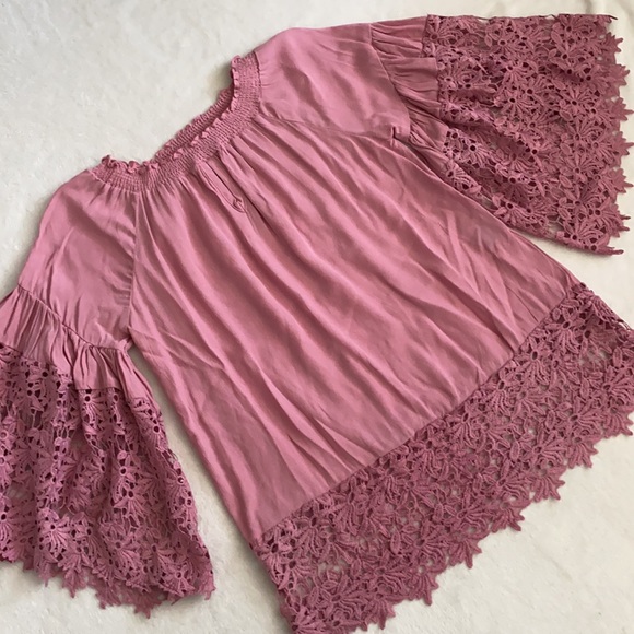 Colleen Lopez | A Bit of Romance Off-the-Shoulder Lace Crochet Tunic Top (PS) - Picture 16 of 16